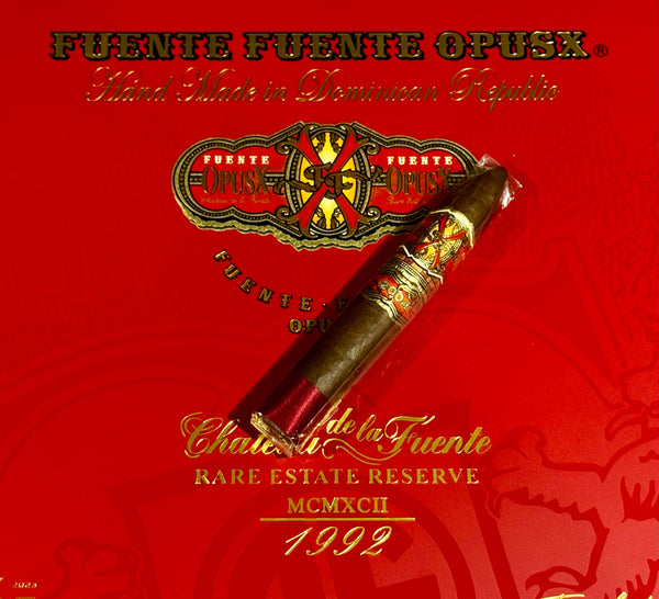 Fuente Fuente OpusX Piramide 56 Especiale 2004 Aged Selection single cigar